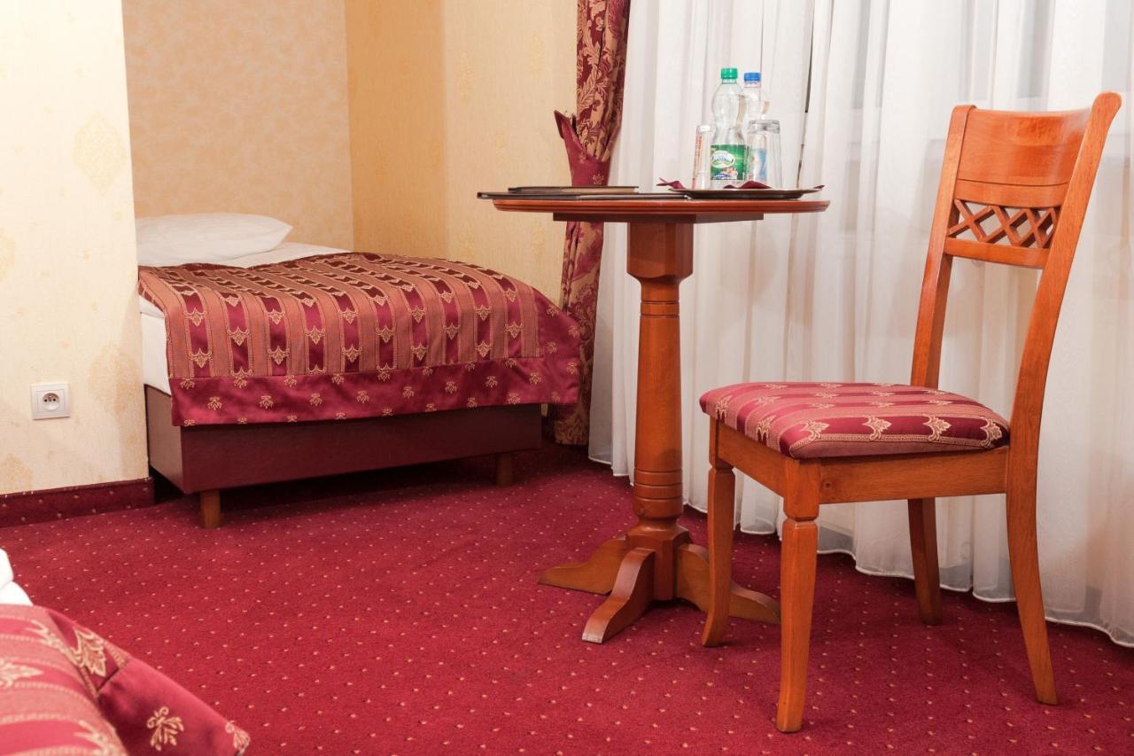 Hotel Korona Sandomierz Exteriör bild