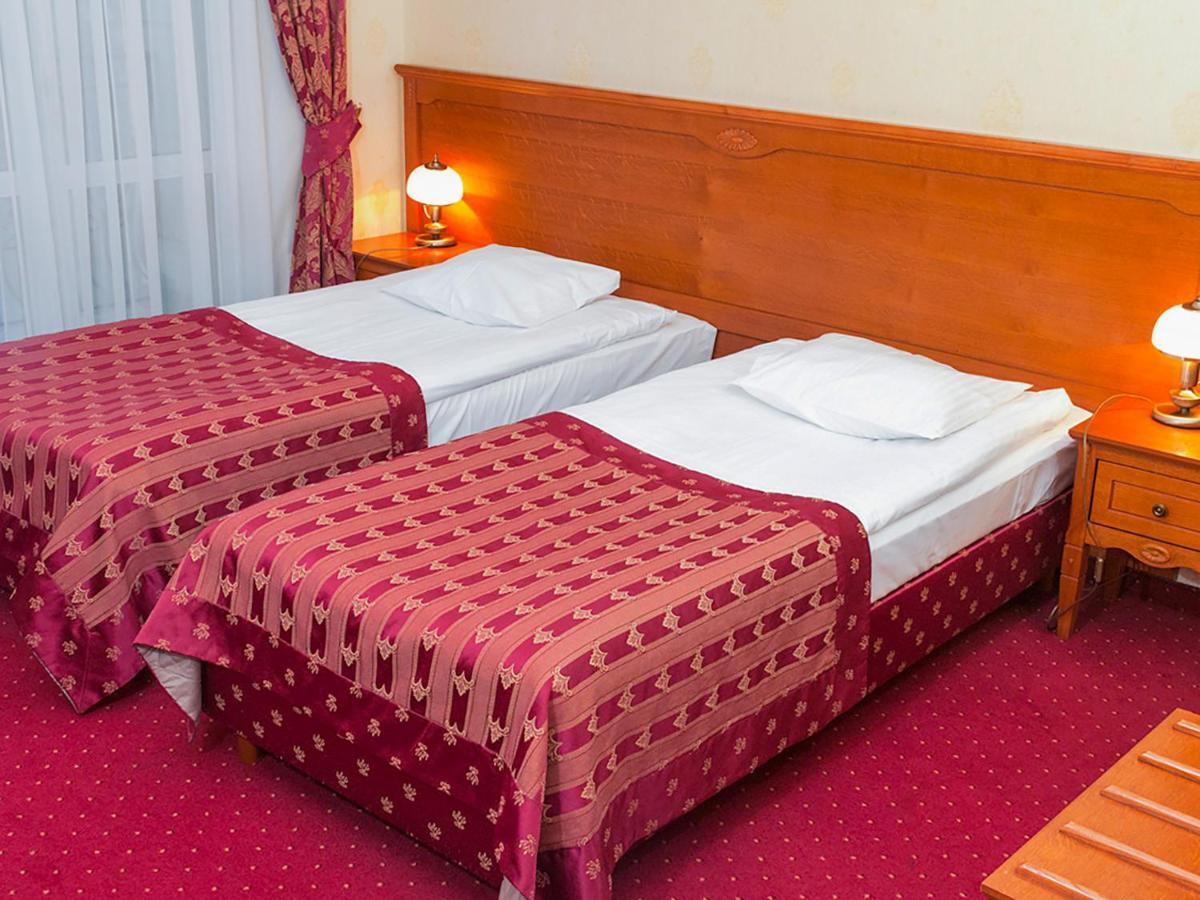 Hotel Korona Sandomierz Exteriör bild