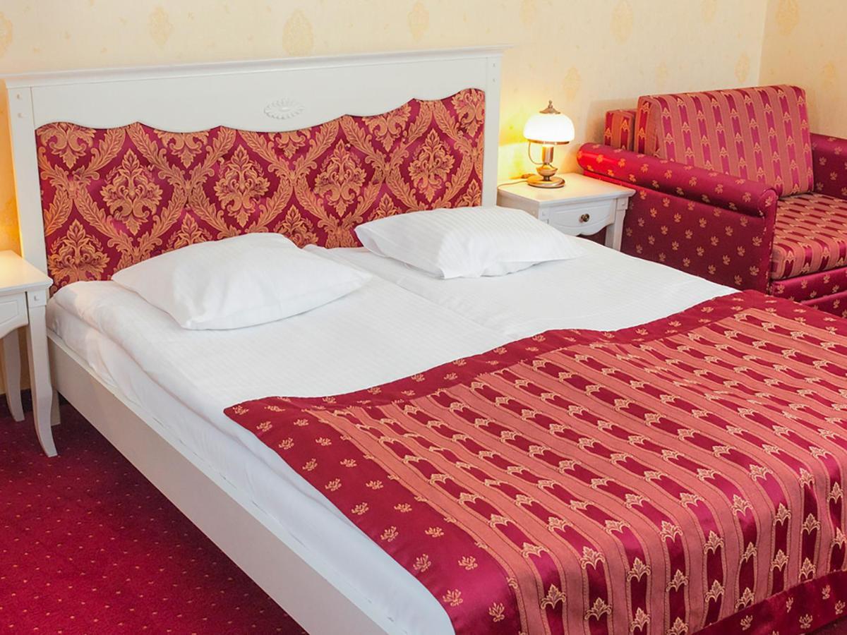Hotel Korona Sandomierz Exteriör bild