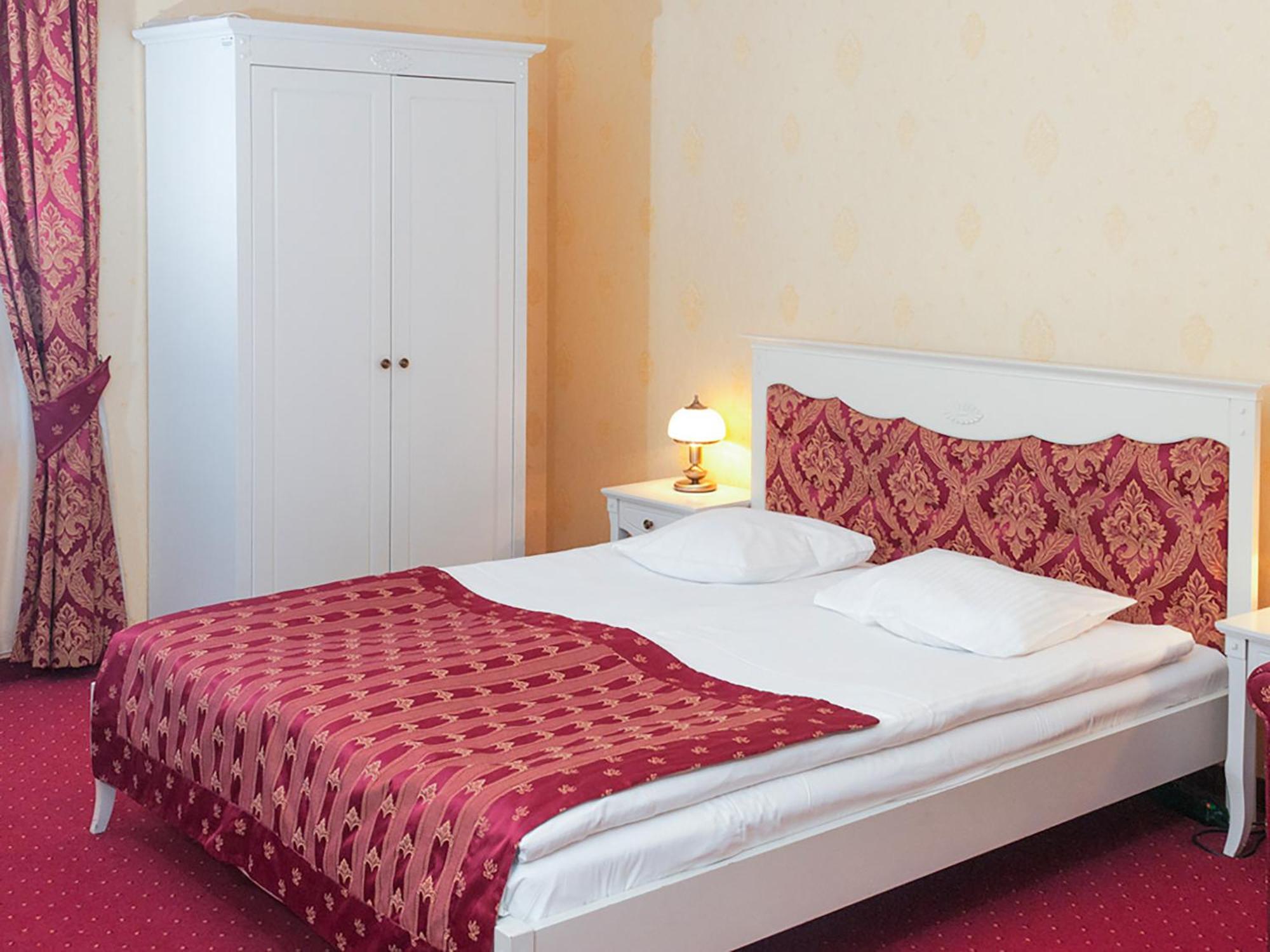 Hotel Korona Sandomierz Exteriör bild